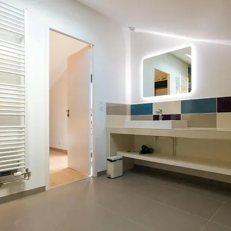 فيلة Luxurious In With A Heated Swimming Pool *