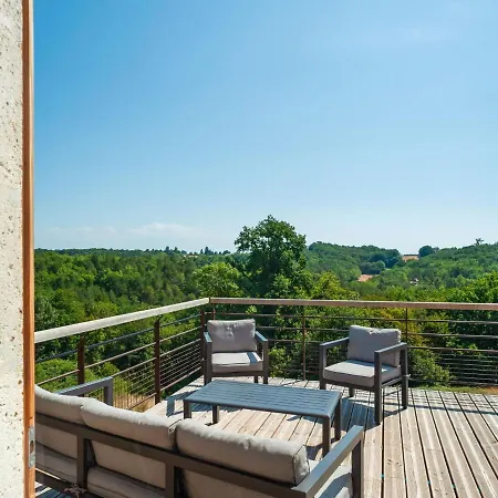 Luxurious In With A Heated Swimming Pool Fouleix